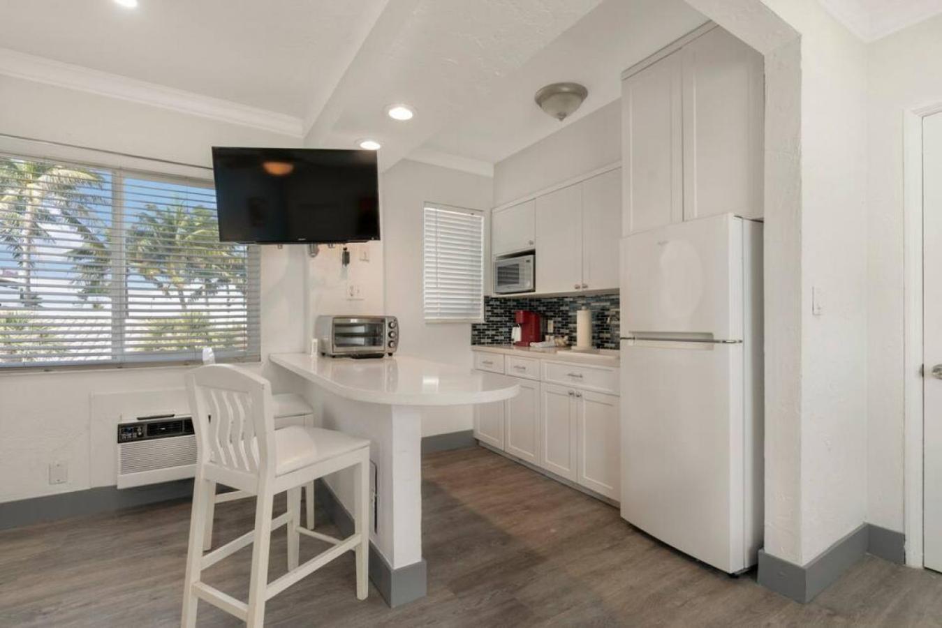 Walkabout 6 Suite On Hollywood Beach With Ocean Views Χόλιγουντ Εξωτερικό φωτογραφία